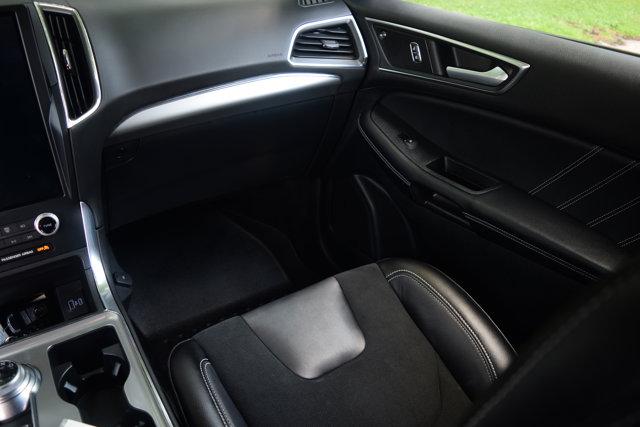 used 2022 Ford Edge car, priced at $32,000
