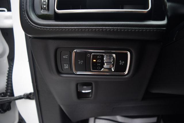 used 2023 Lincoln Nautilus car, priced at $42,000