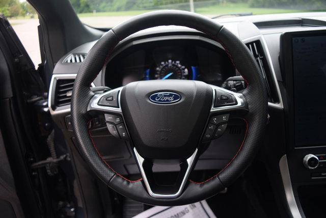 used 2022 Ford Edge car, priced at $24,000