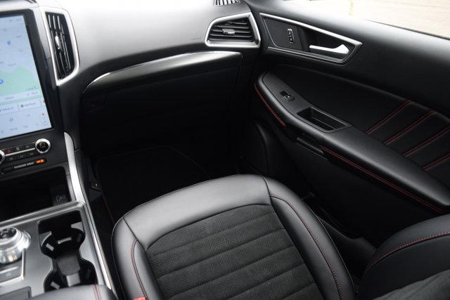 used 2022 Ford Edge car, priced at $24,000