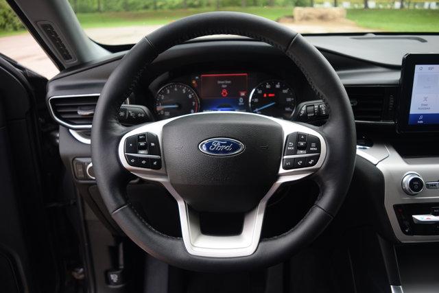 used 2022 Ford Explorer car, priced at $28,000