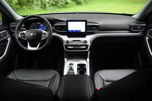 used 2022 Ford Explorer car, priced at $28,000