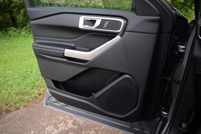 used 2022 Ford Explorer car, priced at $28,000