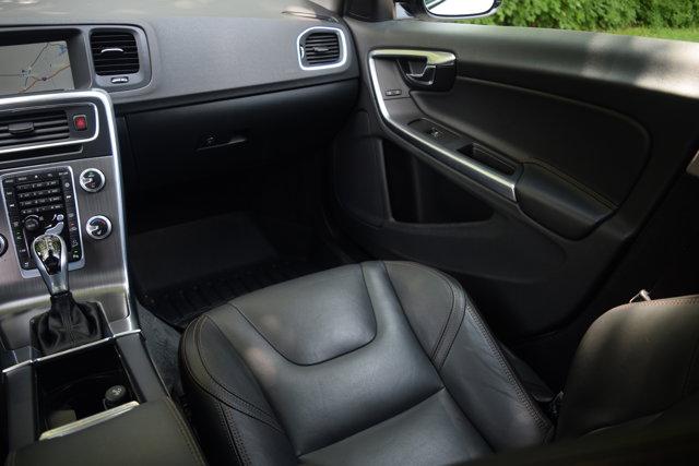 used 2015 Volvo V60 Cross Country car, priced at $11,000