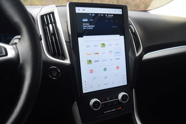 used 2022 Ford Edge car, priced at $25,000