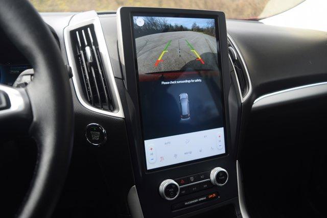 used 2022 Ford Edge car, priced at $25,000