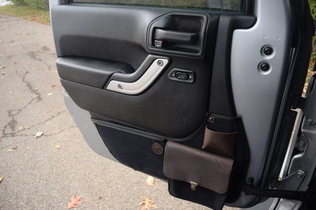 used 2014 Jeep Wrangler Unlimited car, priced at $17,000