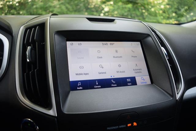 used 2020 Ford Edge car, priced at $16,000