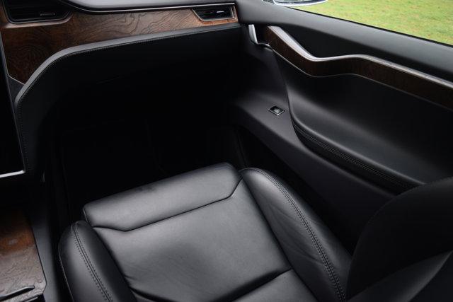 used 2019 Tesla Model X car, priced at $32,500