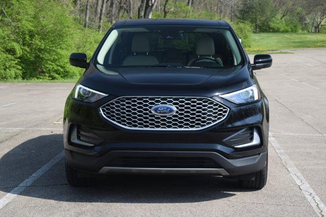 used 2024 Ford Edge car, priced at $29,000