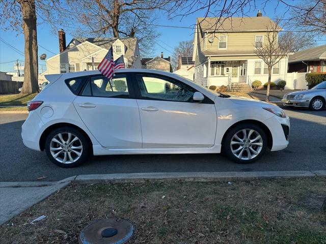 used 2011 Mazda Mazda3 car, priced at $5,999