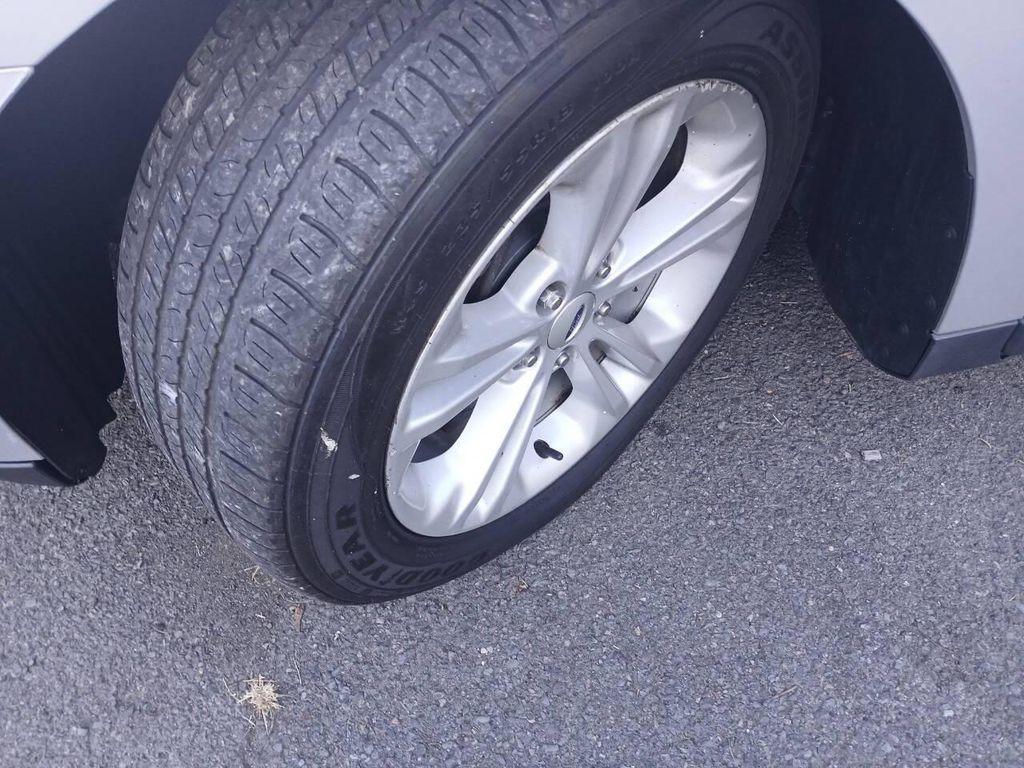 used 2015 Ford Taurus car, priced at $5,999