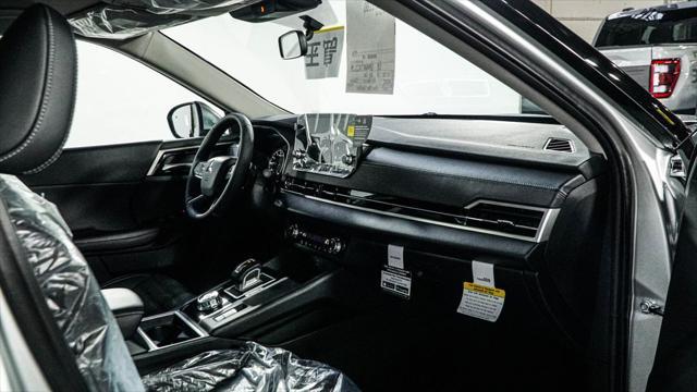 new 2024 Mitsubishi Outlander car, priced at $32,188