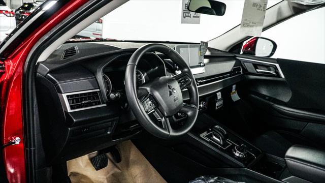 new 2024 Mitsubishi Outlander car, priced at $32,140