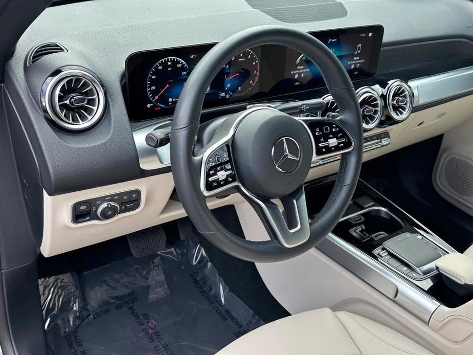 used 2023 Mercedes-Benz GLB 250 car, priced at $40,900