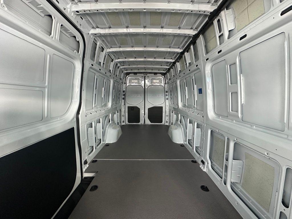 new 2025 Mercedes-Benz Sprinter 2500 car, priced at $75,085