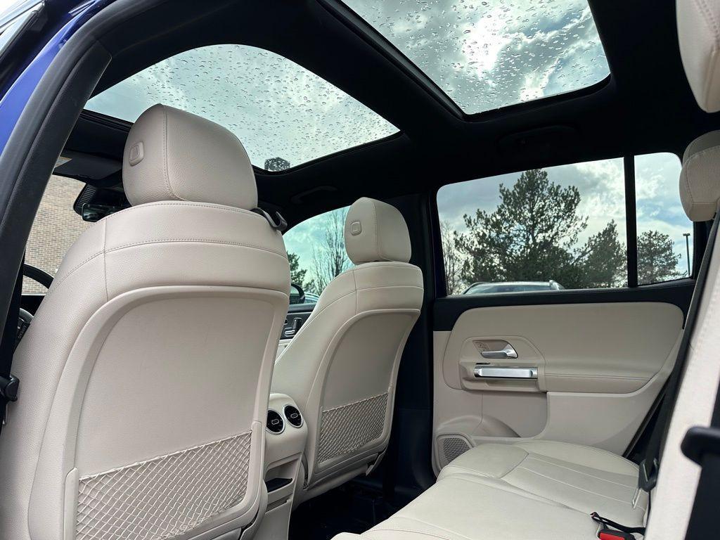used 2020 Mercedes-Benz GLB 250 car, priced at $28,244