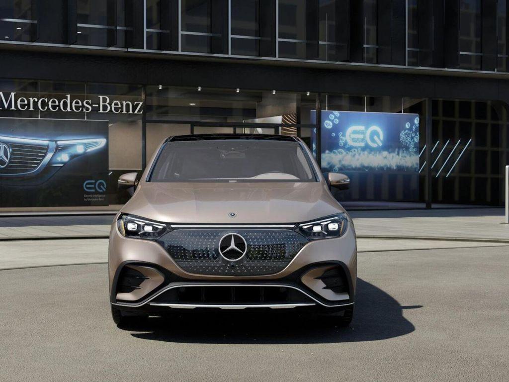 new 2025 Mercedes-Benz EQE 500 car, priced at $96,300