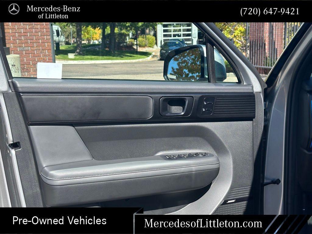 used 2025 Hyundai Santa Fe car, priced at $40,999