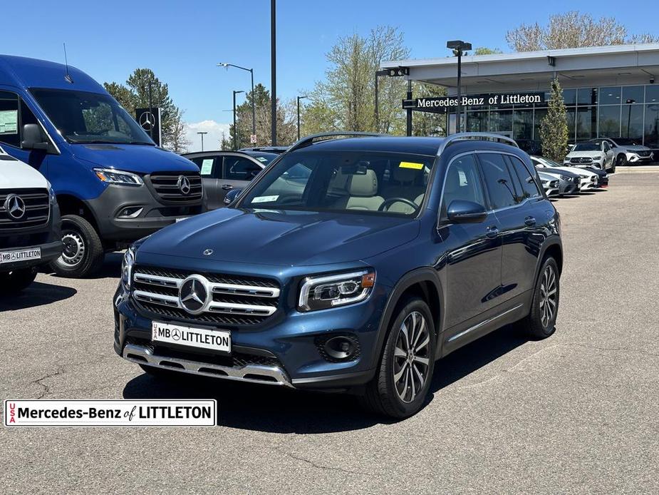 used 2023 Mercedes-Benz GLB 250 car, priced at $40,900