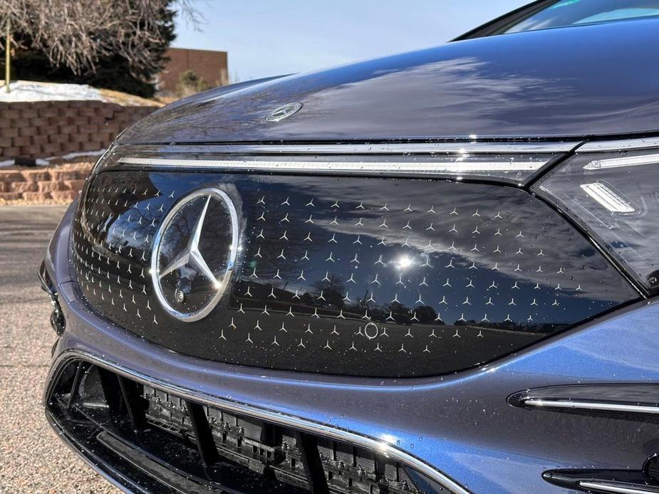 new 2024 Mercedes-Benz EQS 580 car, priced at $131,320