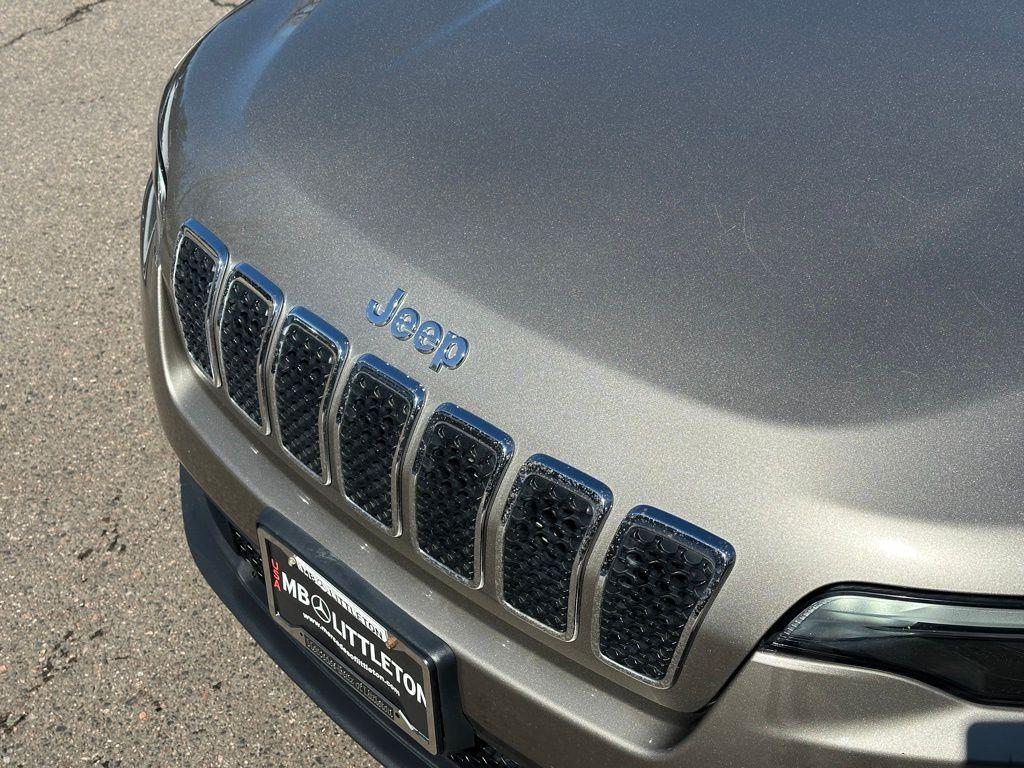 used 2019 Jeep Cherokee car, priced at $17,905