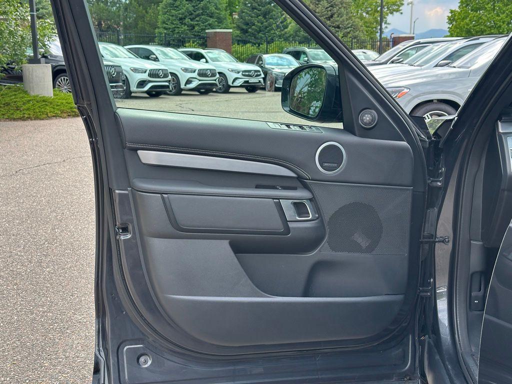 used 2023 Land Rover Discovery car, priced at $44,498