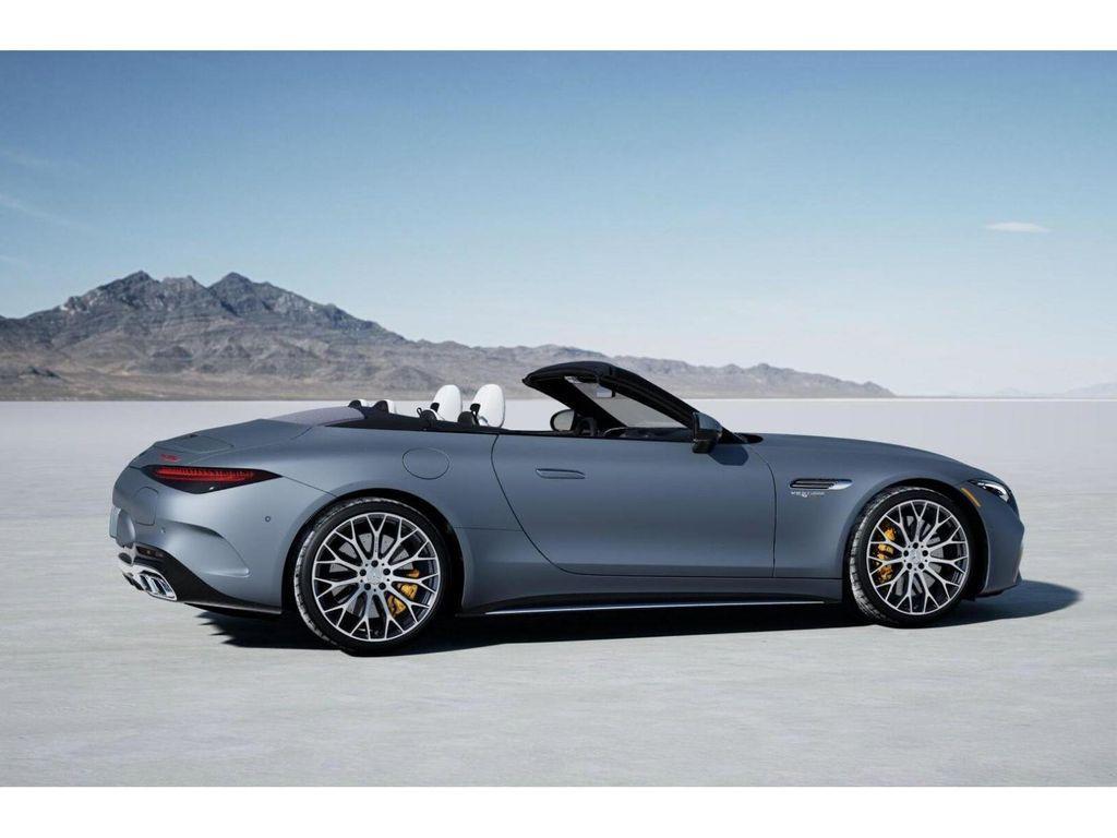 new 2025 Mercedes-Benz AMG SL 63 car, priced at $224,805