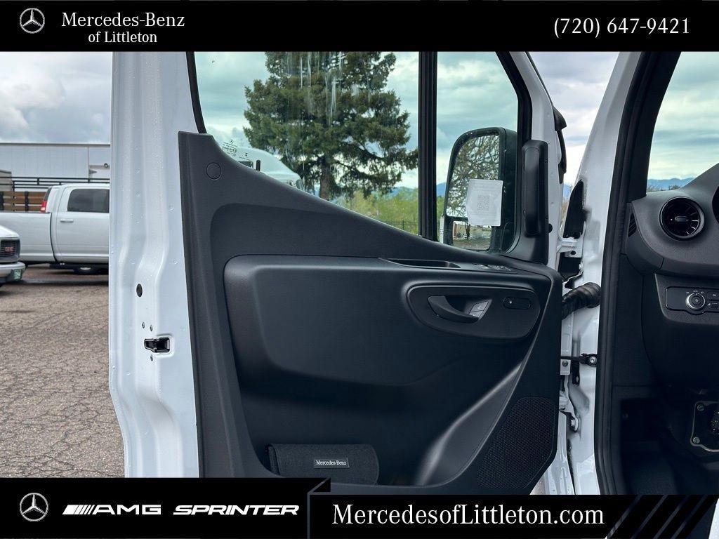 new 2025 Mercedes-Benz Sprinter 2500 car, priced at $70,787