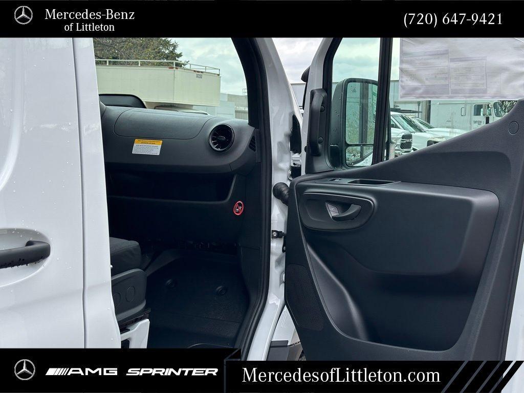new 2025 Mercedes-Benz Sprinter 2500 car, priced at $70,787