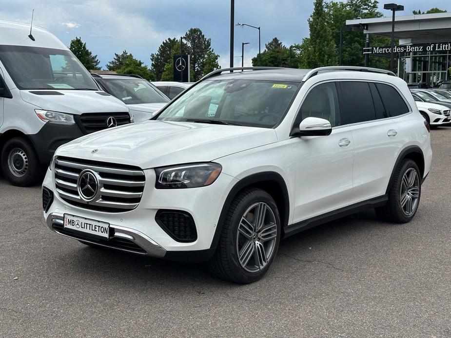 new 2024 Mercedes-Benz GLS 450 car, priced at $90,125