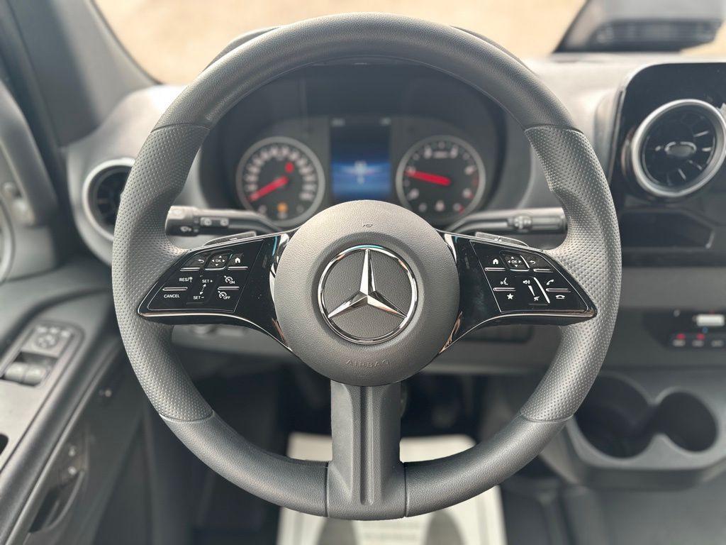 new 2025 Mercedes-Benz Sprinter 2500 car, priced at $73,086