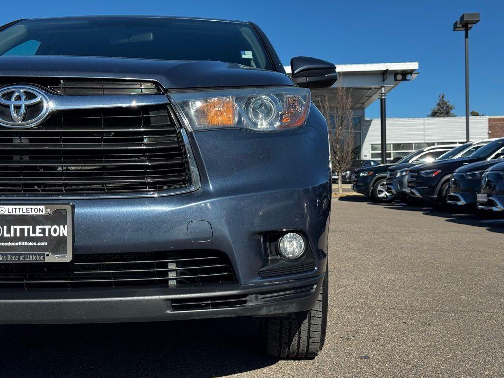 used 2015 Toyota Highlander car, priced at $17,903