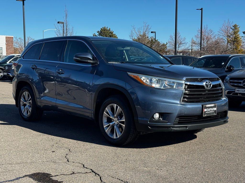 used 2015 Toyota Highlander car, priced at $17,903