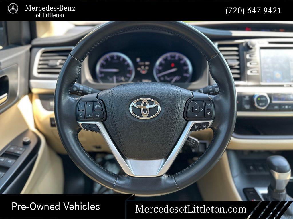 used 2018 Toyota Highlander car, priced at $26,423