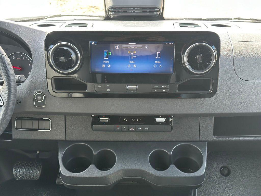 new 2025 Mercedes-Benz Sprinter 2500 car, priced at $71,925