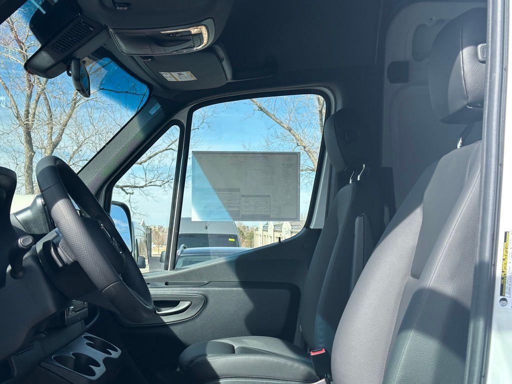 new 2025 Mercedes-Benz Sprinter 2500 car, priced at $71,925