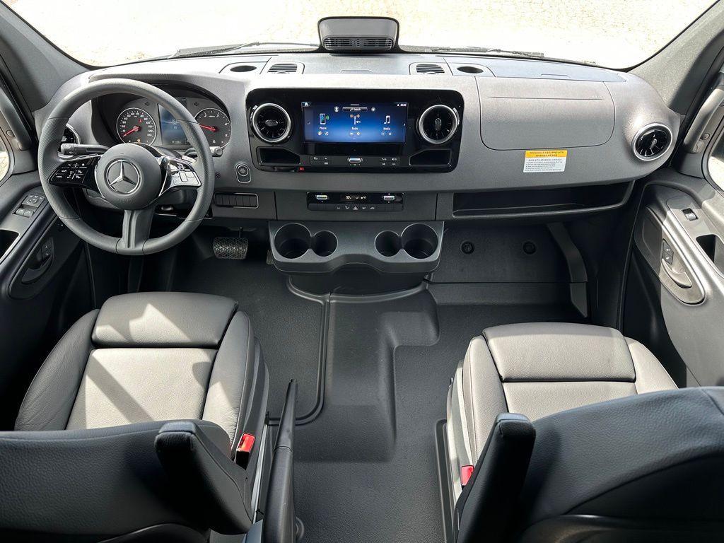 new 2025 Mercedes-Benz Sprinter 2500 car, priced at $75,085
