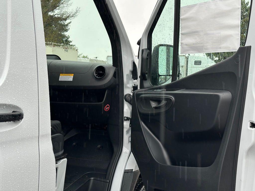 new 2025 Mercedes-Benz Sprinter 2500 car, priced at $70,787