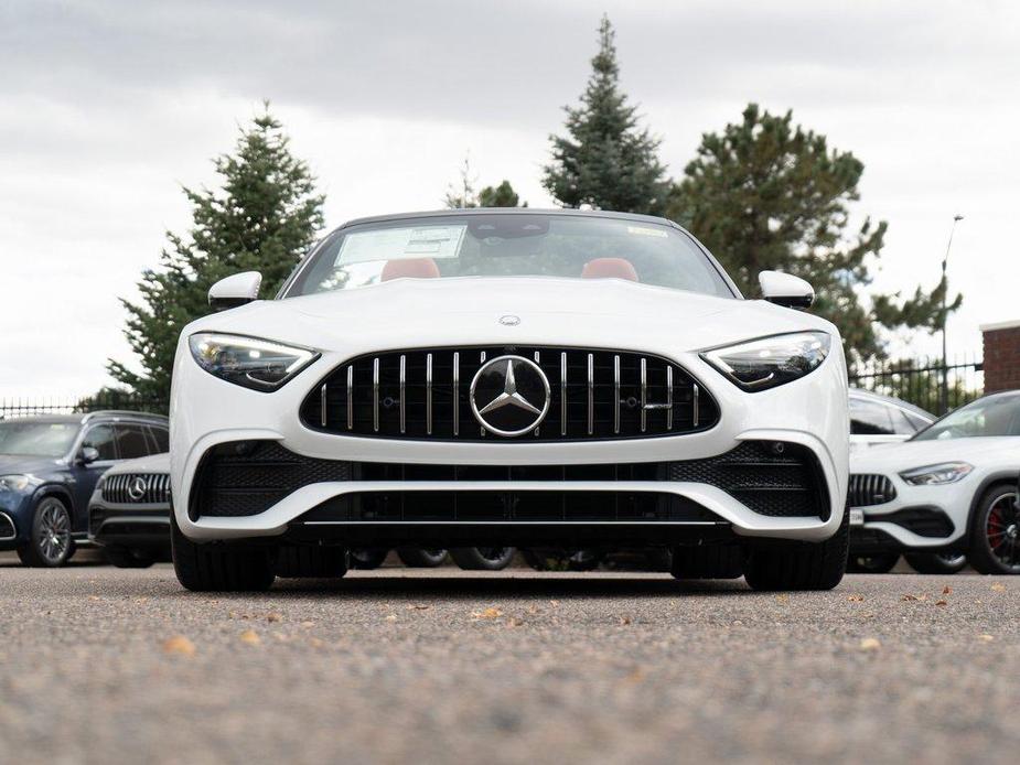 new 2023 Mercedes-Benz AMG SL 43 car, priced at $110,362