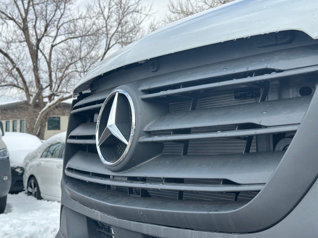new 2025 Mercedes-Benz Sprinter 2500 car, priced at $75,085