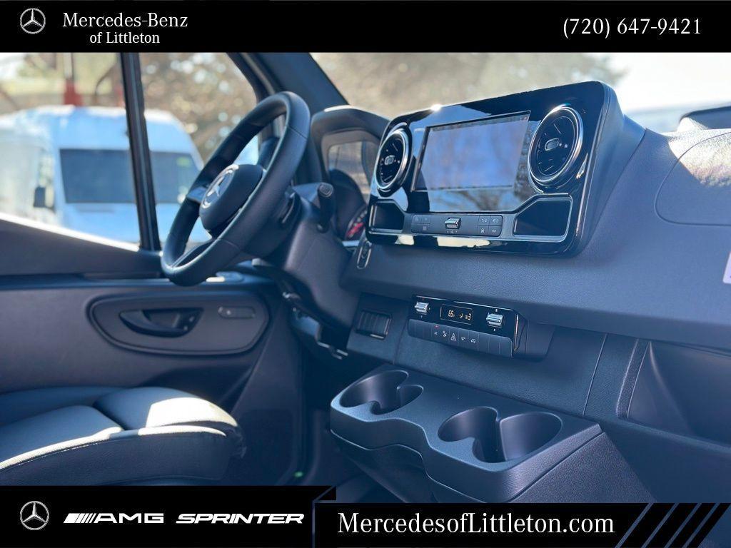 new 2025 Mercedes-Benz Sprinter 2500 car, priced at $77,039