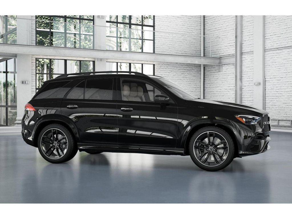 new 2025 Mercedes-Benz GLE 580 car, priced at $105,765