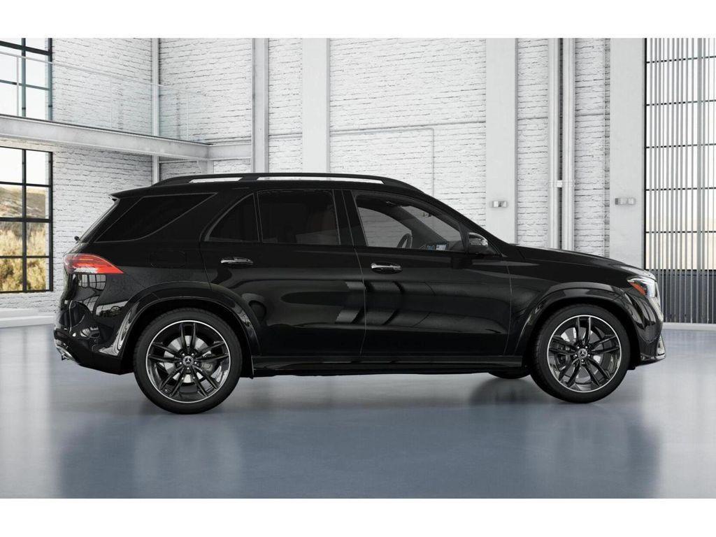 new 2025 Mercedes-Benz GLE 580 car, priced at $105,765