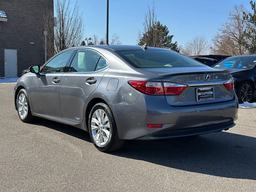 used 2013 Lexus ES 300h car, priced at $16,911