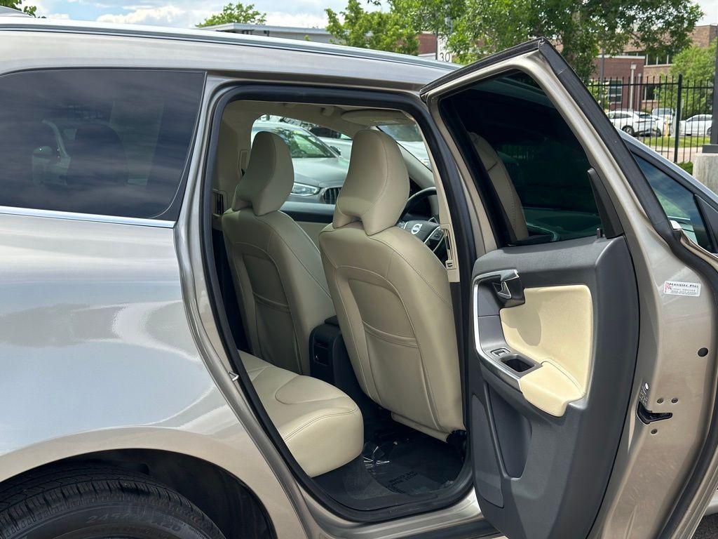 used 2016 Volvo XC60 car, priced at $14,350