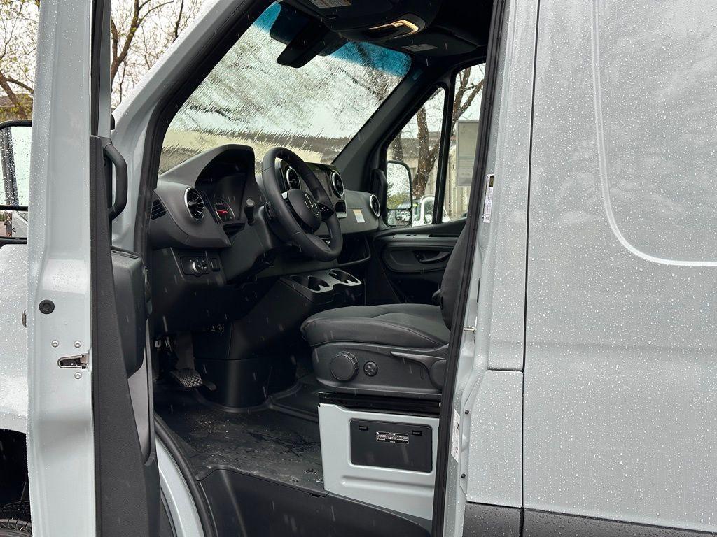 new 2025 Mercedes-Benz Sprinter 2500 car, priced at $73,907