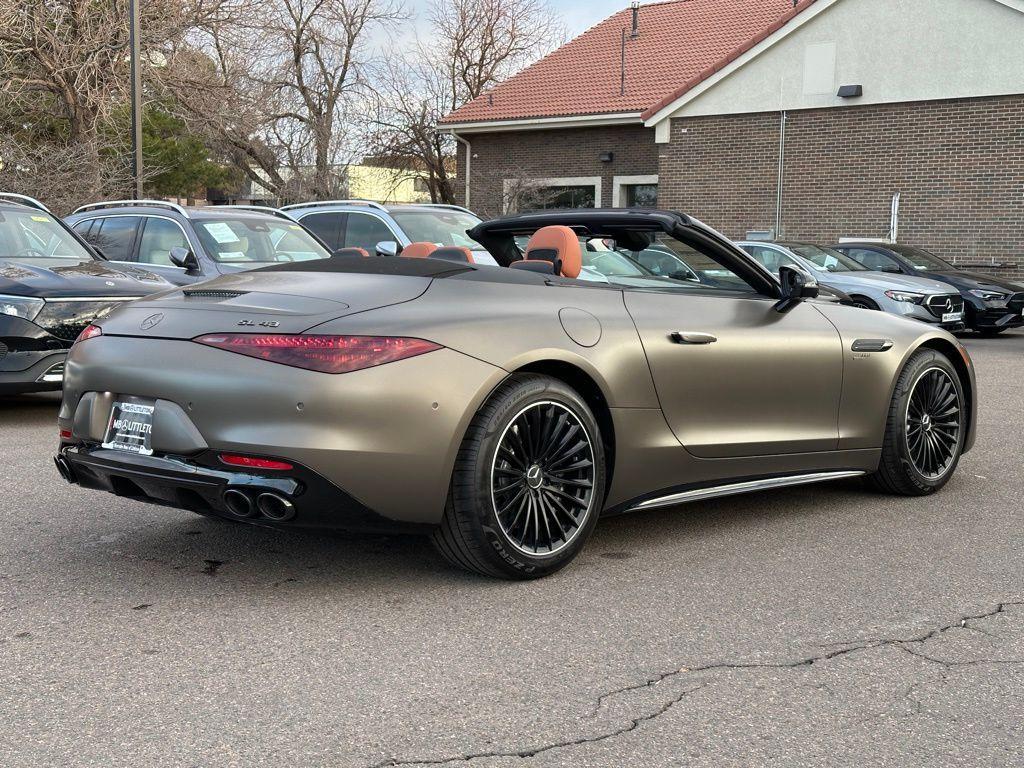 used 2024 Mercedes-Benz AMG SL 43 car, priced at $113,461