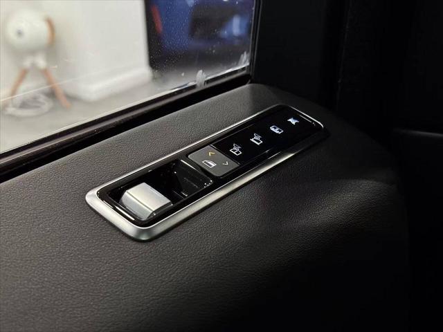 used 2022 Land Rover Range Rover car, priced at $63,800