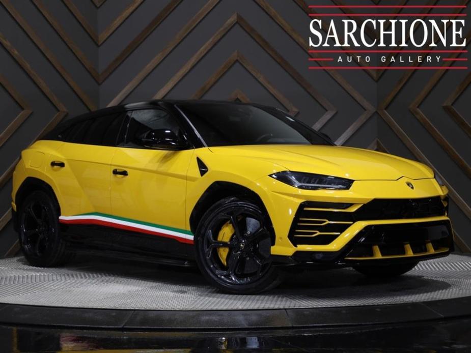 used 2021 Lamborghini Urus car, priced at $229,000